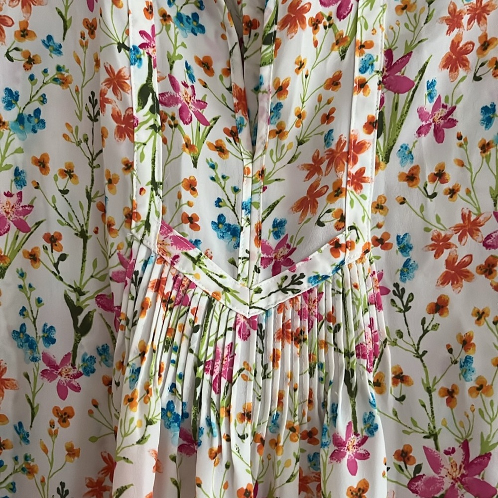 GAP floral blouse - Picture 2 of 4